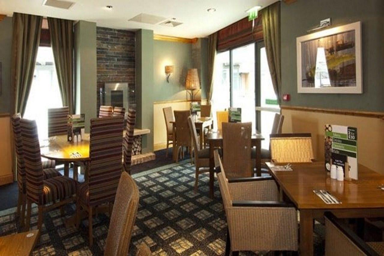 Premier Inn Dundee Centre ภายนอก รูปภาพ