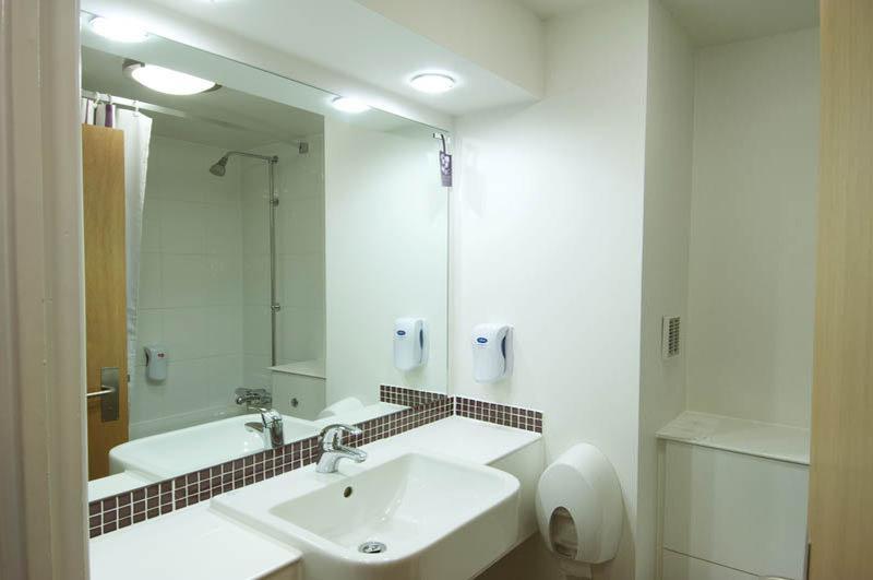 Premier Inn Dundee Centre ภายนอก รูปภาพ